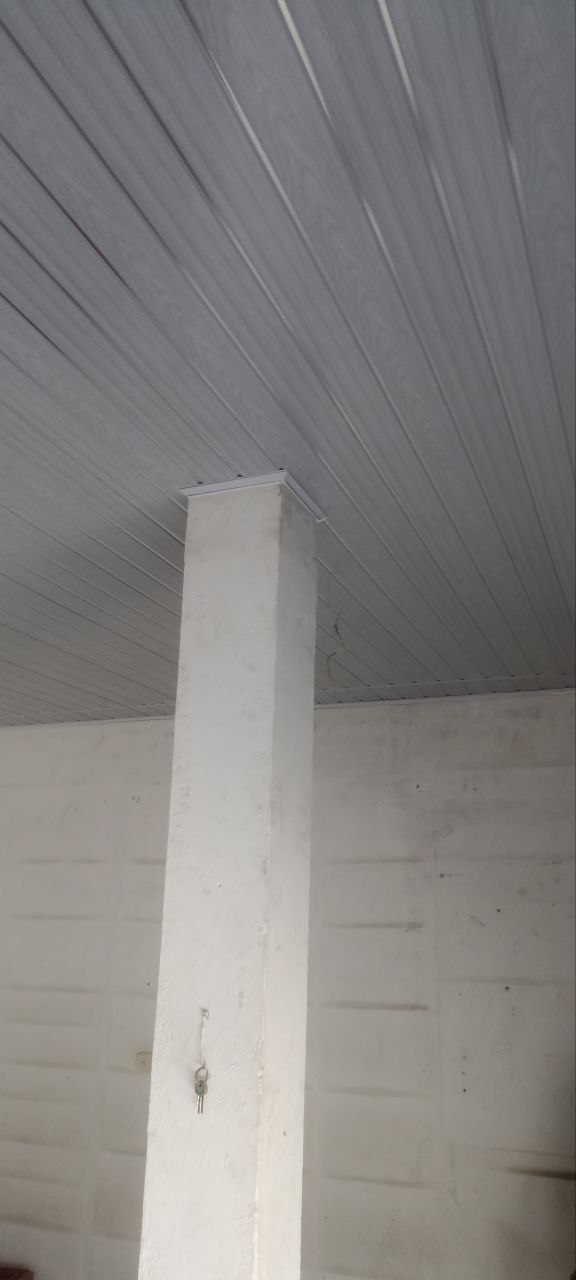 Instalación de cielo raso PVC - Acabado completo